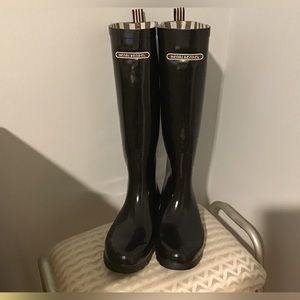 Henri Bendel rain boots